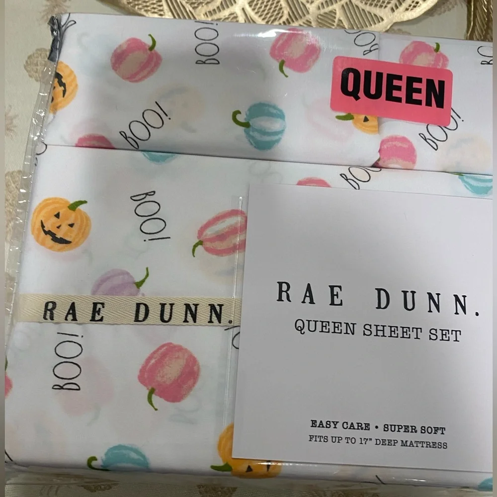 Colorful boo! Pumpkin 🎃 RAE DUNN size Sheet Set new discontinued QUEEN